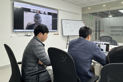 Het Westul-verkoopteam neemt met succes deel aan internationale samenwerkingsgesprekken Videoconferentie vormt de weg voor toekomstige partnerschappen